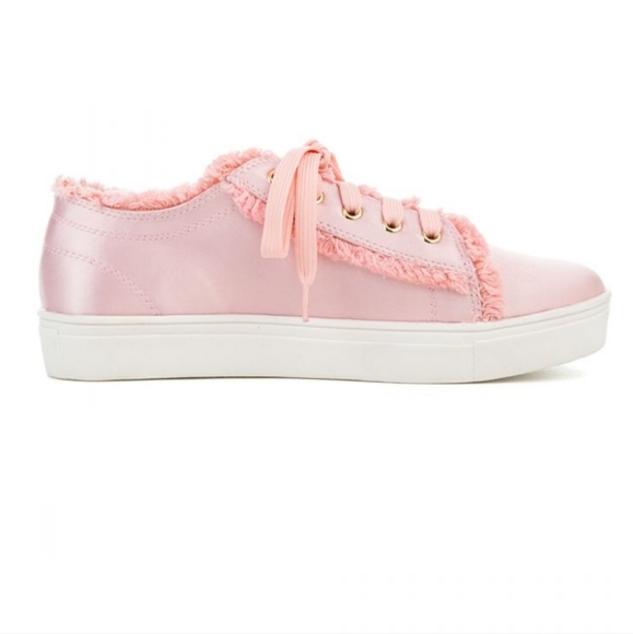 200 CAPE ROBBIN DOLLY - Picture 9 of 9